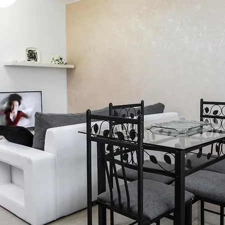 The Queen Luxury - Giorgia