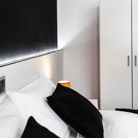 The Queen Luxury - Giorgia * Dudelange