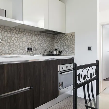 The Queen Luxury - Giorgia *