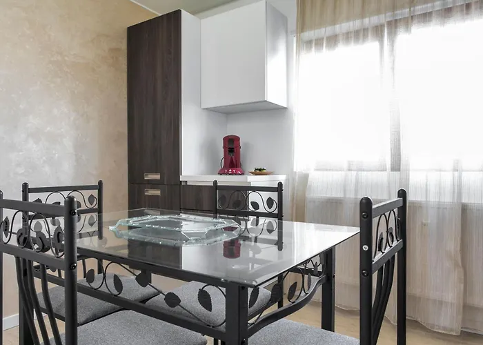 The Queen Luxury - Giorgia * Dudelange