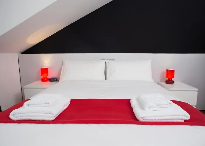 The Queen Luxury - Giorgia Daire