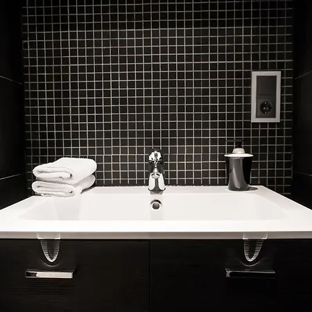 The Queen Luxury - Giorgia * Dudelange