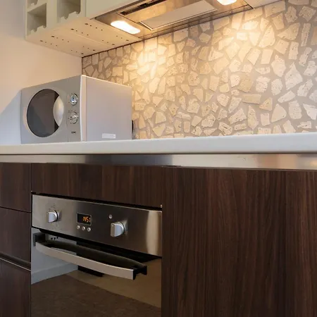 The Queen Luxury - Giorgia *