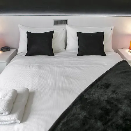 The Queen Luxury - Giorgia