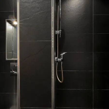 The Queen Luxury - Giorgia