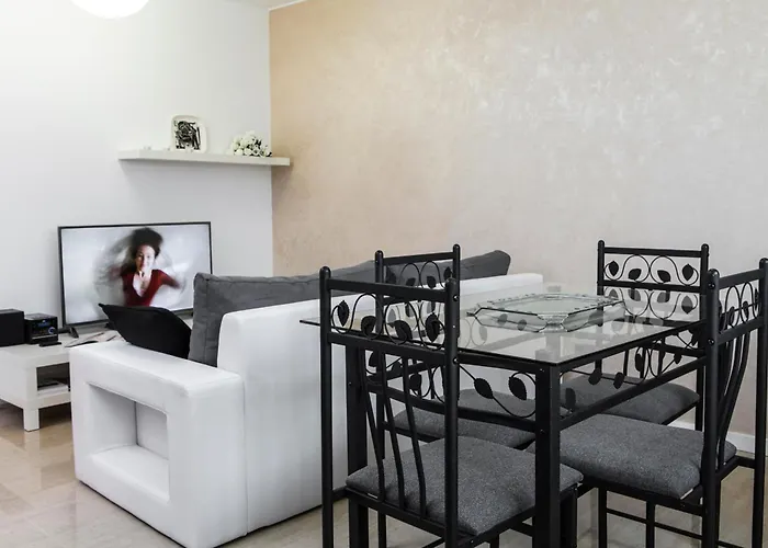 The Queen Luxury - Giorgia