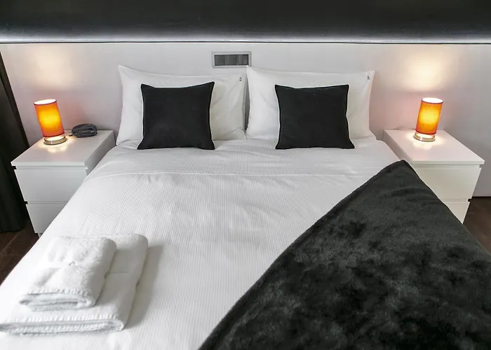 The Queen Luxury - Giorgia