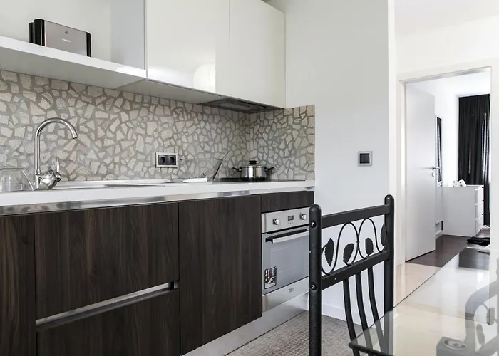 The Queen Luxury - Giorgia *