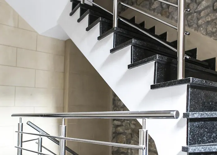 The Queen Luxury - Giorgia *